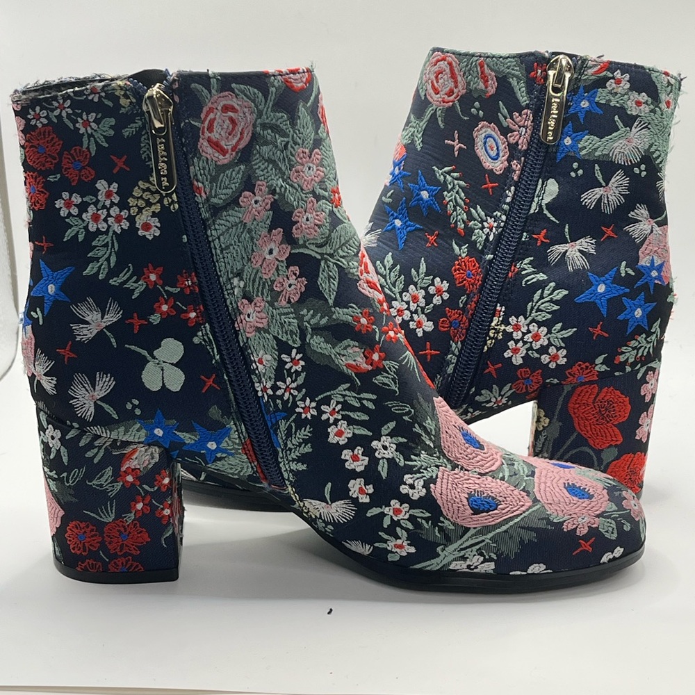 Indigo Rd Floral Embroidered Block Heel Boho Ankle Boots Bootie – Women's 6.5M - Picture 3 of 7